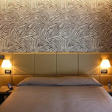 Otel Aurora