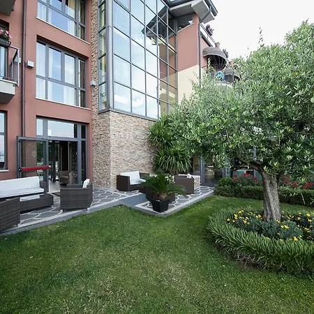 Otel Aurora
