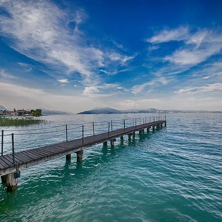 Aurora Sirmione